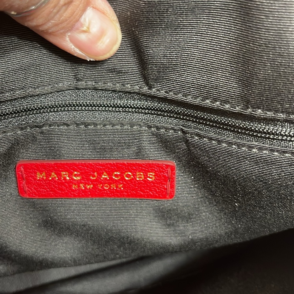 Marc Jacob’s Red Leather Empire City Crossbody Purse - Picture 9 of 15